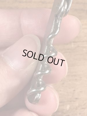 企業物の折り畳みのコークスクリューが付いたヴィンテージボトルオープナー