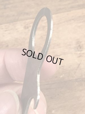 アンティークのポケットツールが付いたビンテージ栓抜き