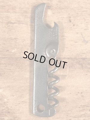 ホテルの企業物のコークスクリューが付いたヴィンテージボトルオープナー