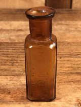 The Abbott Alkaloidal Company Brown Glass Bottle　アボットラボラトリーズ　ビンテージ　ブラウンボトル　薬瓶　アンティーク