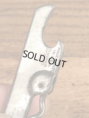 ホテルの企業物のコークスクリューが付いたヴィンテージボトルオープナー