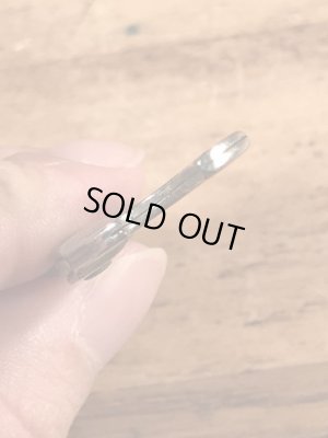 ウイスキーの折り畳みのコークスクリューが付いたビンテージ栓抜き