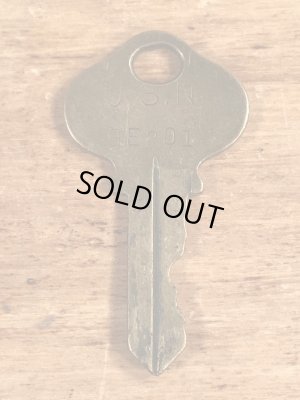 Sargent社製のU.S.N.のヴィンテージパドロックキー