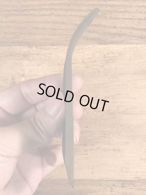 黒ラッカーのメタル製のビンテージ靴ベラ