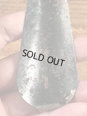 黒ラッカーのメタル製のヴィンテージシューホーン