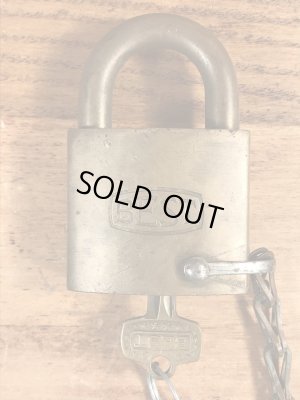 Best社のスタンダードオイルカンパニーのビンテージ南京錠