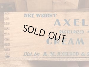 Axelrod'sのクリームチーズが入っていたビンテージ木箱