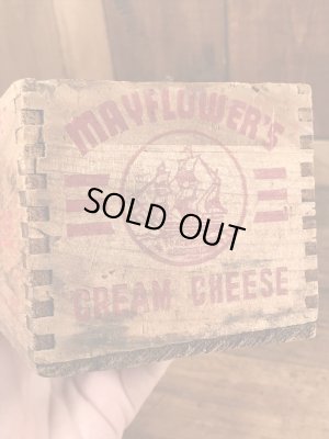 Mayflower'sのクリームチーズが入っていたビンテージ木箱