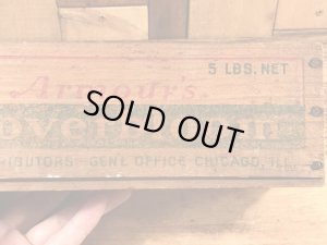 Cloverbloom社製のチーズが入っていたビンテージ木箱