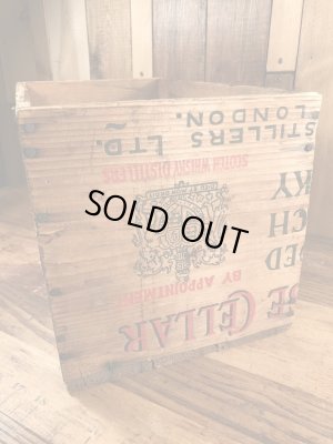 White Horse Cellerのスコッチウイスキーのビンテージ木箱