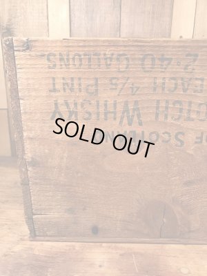 White Horse Cellerのスコッチウイスキーのヴィンテージウッドボックス