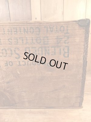 White Horse Cellerのスコッチウイスキーのビンテージ木箱