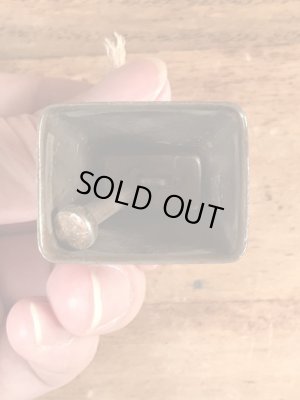 オイル会社のアドバタイジング物のヴィンテージブラスベル