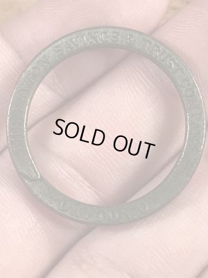 The Dayton Savings & Trust Companyの企業物のビンテージキーリング