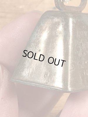 オイル会社のアドバタイジング物のヴィンテージブラスベル