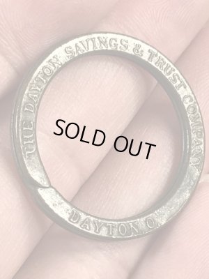 The Dayton Savings & Trust Companyの企業物のビンテージキーリング