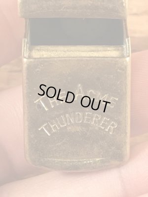 The Acme Thundererのブラス製のヴィンテージホイッスル