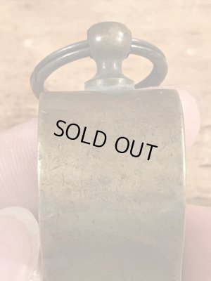 ミリタリー物のブラス製のビンテージの笛