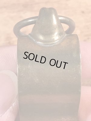 The Acme Thundererのミリタリー物のビンテージの笛