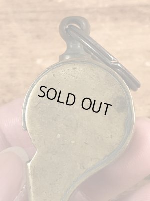 ミリタリー物のブラス製のビンテージの笛