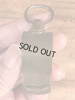 真鍮製のミリタリー物のヴィンテージホイッスル