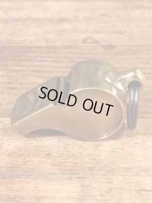 The Acme Thundererのブラス製のヴィンテージホイッスル