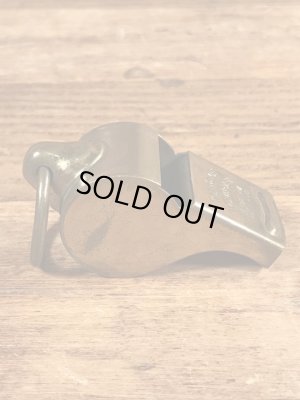 The Acme Thundererのミリタリー物のビンテージの笛