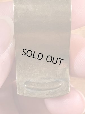 真鍮製のミリタリー物のヴィンテージホイッスル