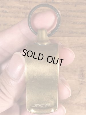 The Acme Thundererのブラス製のヴィンテージホイッスル