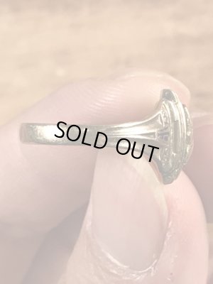 1944年のJosten社製のヴィンテージスクールリング