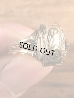 ジャスティン社製の10Kのビンテージカレッジリング