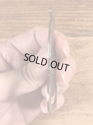 White Rock Water & Ginger Aleの女神のビンテージ栓抜き