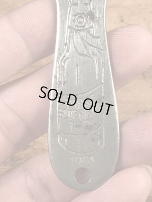 ブルーリボンのパブストビールのヴィンテージボトルオープナー