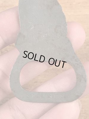 White Rock Water & Ginger Aleの女神のヴィンテージボトルオープナー