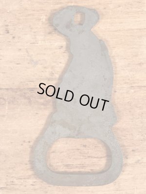 White Rock Water & Ginger Aleの女神のヴィンテージボトルオープナー