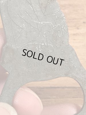 White Rock Water & Ginger Aleの女神のビンテージ栓抜き