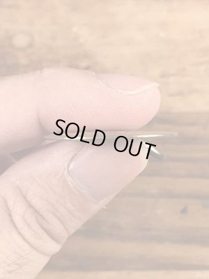 Dog Taxの真鍮製のビンテージドッグタグ