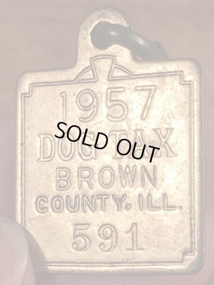 Brown Countyのブラス製のヴィンテージドッグタグ