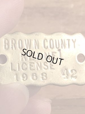 ブラス製のケンネルライセンスのビンテージドッグタグ