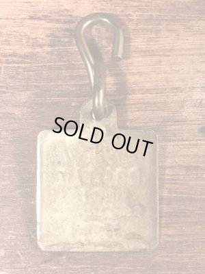 Brown Countyのブラス製のヴィンテージドッグタグ