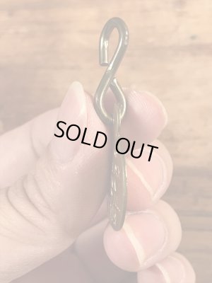 Dog Taxの真鍮製のビンテージドッグタグ