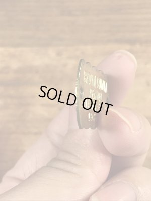 ブラス製のケンネルライセンスのビンテージドッグタグ