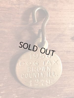 Dog Taxの真鍮製のビンテージドッグタグ