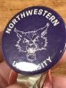 Northwestern Universityのキーホルダーが付いたヴィンテージ缶バッチ