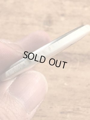 Discover Americaの企業物のビンテージ缶バッジ