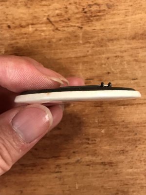 アメリカのアドバタイジング物のヴィンテージ缶バッチ