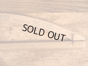 アメリカのアドバタイジング物のアンティークのウッドハンガー