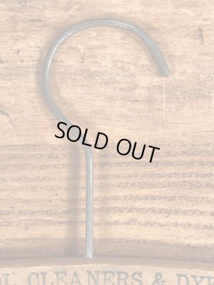 アメリカのクリーニング店で使用されていたビンテージハンガー