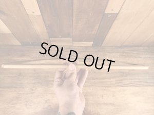 アメリカのクリーニング店で使用されていたビンテージ木製ハンガー