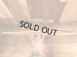 アメリカのクリーニング店で使用されていたビンテージ木製ハンガー